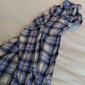 Send plaid button down